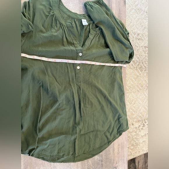 Old Navy Long Sleeve Green Blouse Medium - Picture 7 of 9